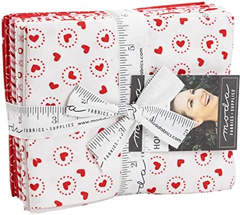 Holiday Essentials Love 10 fat Quarter Bundle by Stacy Iest HSU za Moda Fabrics 20750AB